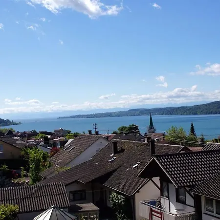 Weitblick شقة *